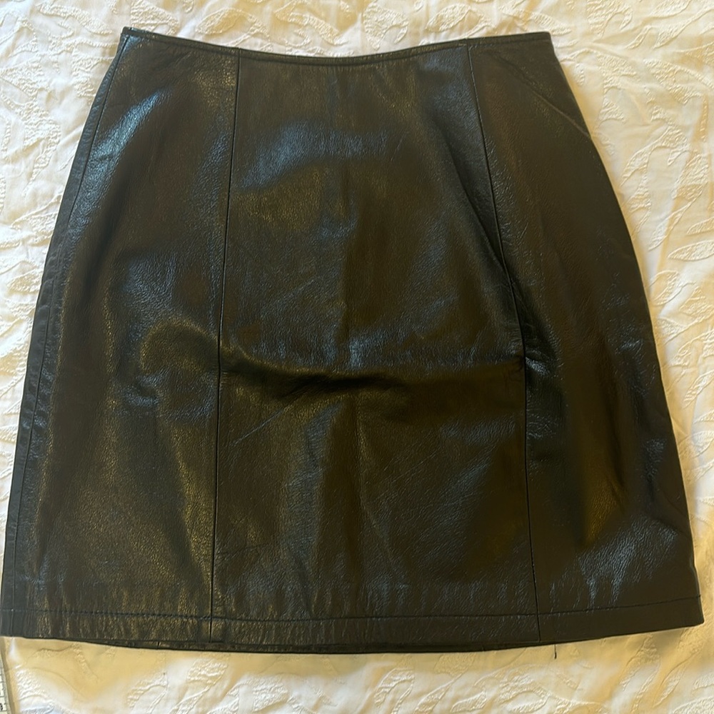 Genuine leather mini skirt